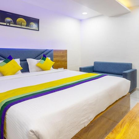 Itsy Hotels Signature, Nehru Nagar Ахмедабад Екстериор снимка