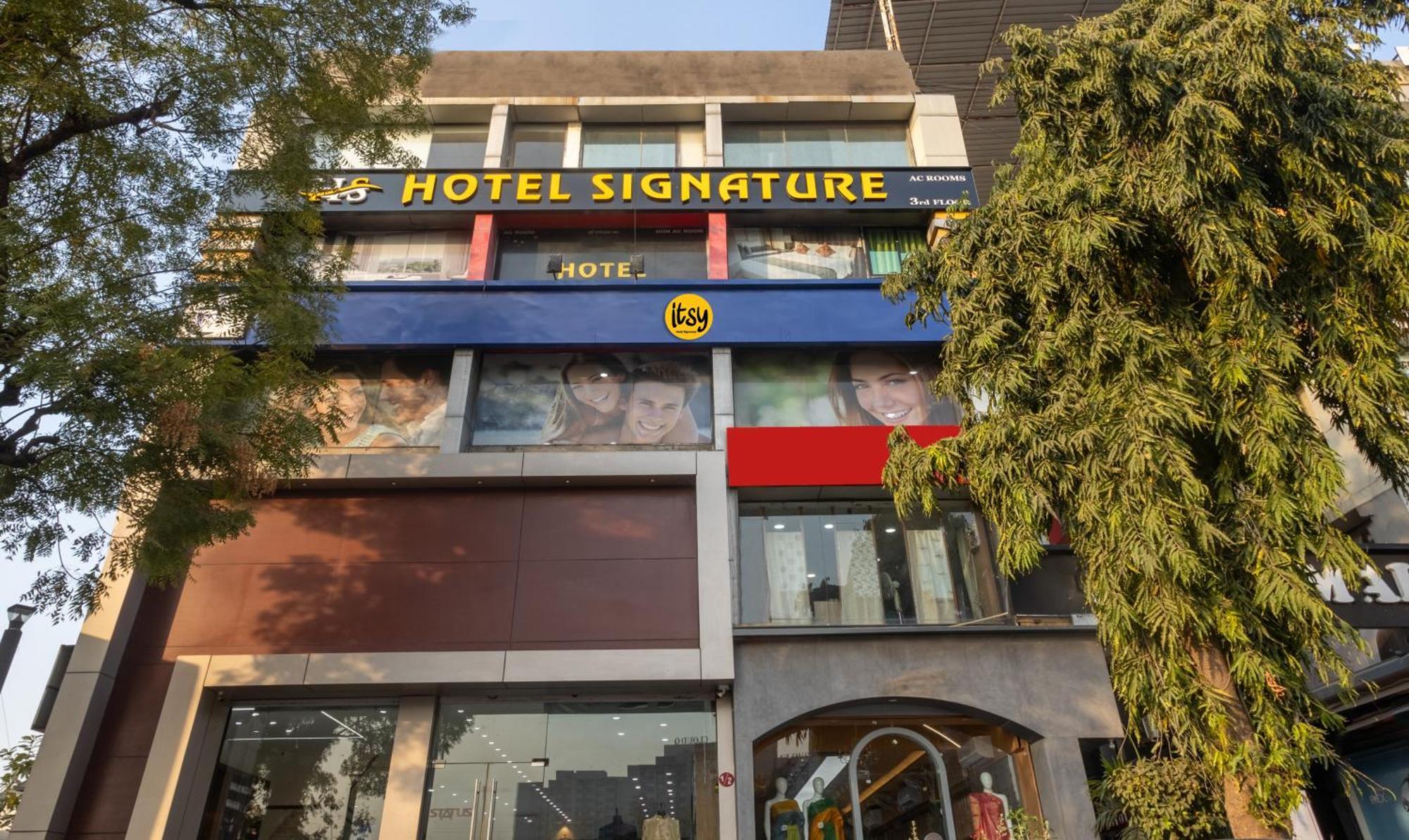 Itsy Hotels Signature, Nehru Nagar Ахмедабад Екстериор снимка